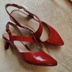 NWOB Kim Rogers Lucy Glossy Red Slingback Slanted Strap Heels, 7